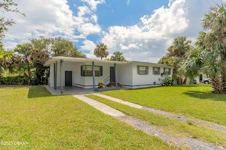 1416 Grandview Avenue Daytona Beach, FL 32118