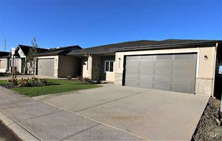 4925 N White Cap Lane Meridian, ID 83646