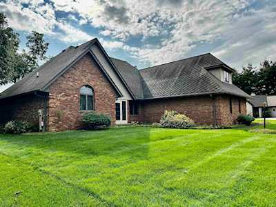 53918 Wintergreen Court Elkhart, IN 46514