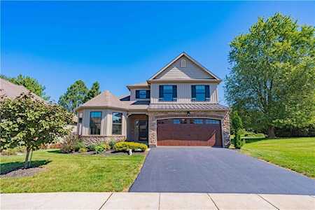 4088 Clearbrook Rd Emmaus, PA 18049