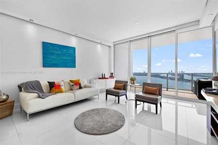 2020 N Bayshore Dr #3305 Miami, FL 33137