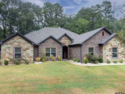 3916 Pine Tree Rd Longview, TX 75604