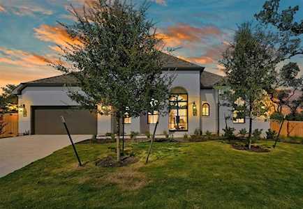 360 Iron Creek WAY Kyle, TX 78640