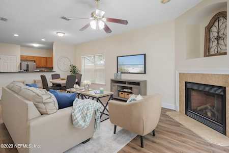 480 Stocks ST Atlantic Beach, FL 32233