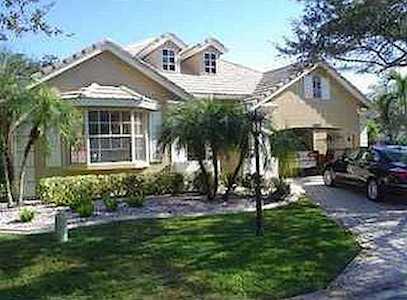 1965 NW 127th Ter Coral Springs, FL 33071