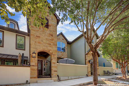 955 N Academy Ave New Braunfels, TX 78130