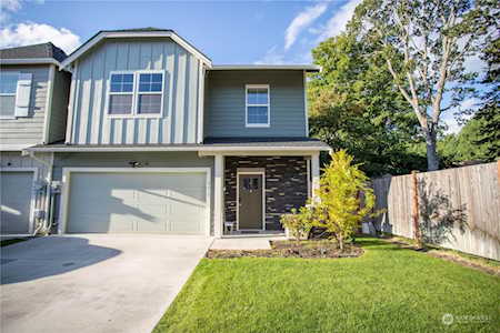 8613 62nd Avenue Ct SW Lakewood, WA 98499