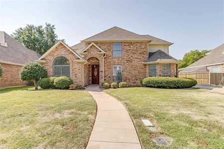 6918 Marina Shores Court Arlington, TX 76016