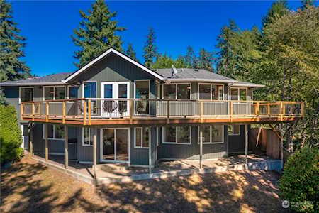 7923 Warren Dr NW Gig Harbor, WA 98335
