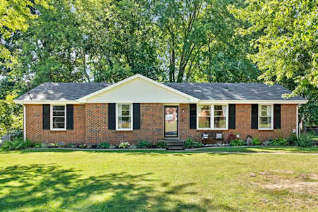 606 Cleveland Dr Clarksville, TN 37042
