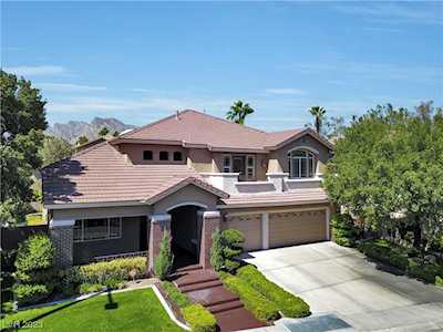 2001 Aspen Oak St Las Vegas, NV 89134