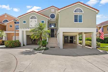 9 Jefferson Ct S St. Petersburg, FL 33711