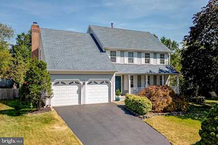 5519 Virgin Rock Rd Centreville, VA 20120