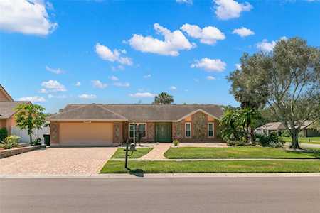1601 Shady Leaf Dr Valrico, FL 33596