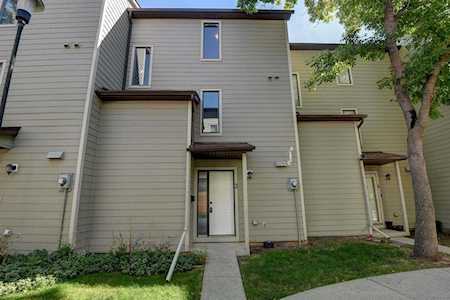 109 Grier Terrace NE #3 Calgary, AB T2K 5Y6