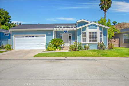 20123 Shadow Island Dr Canyon Country, CA 91351