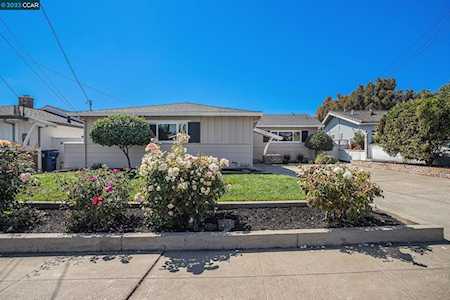 20157 Butterfield Dr Castro Valley, CA 94546
