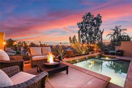 28 Bonita Vista Lake Forest, CA 92610