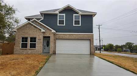 5700 Farnsworth Avenue Fort Worth, TX 76107