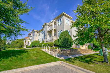 1244 County Road D E #105 Maplewood, MN 55109