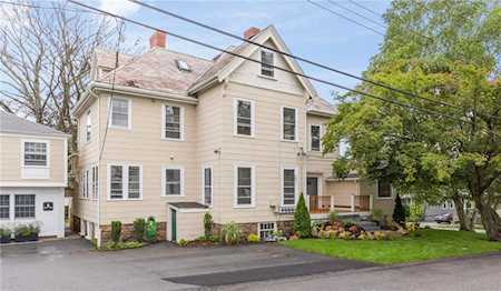 259 Gibbs Ave #6 Newport, RI 02840
