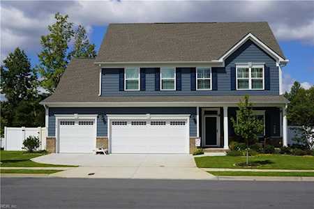 1768 Watershed Ct Chesapeake, VA 23323