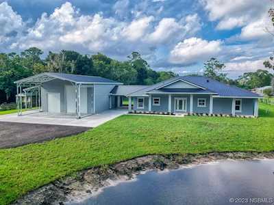 2565 Pioneer Trl New Smyrna Beach, FL 32168