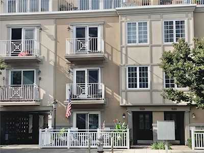 103-06 Rockaway Beach Blvd #3C Rockaway Park, NY 11694