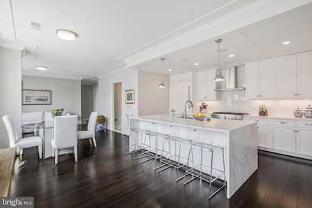 6900 Fleetwood Rd #707 Mclean, VA 22101