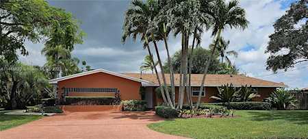10545 SW 87th Ave Miami, FL 33176