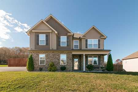 125 Darby Dr Clarksville, TN 37042