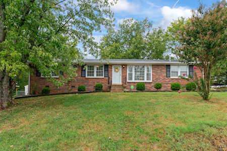2817 Galesburg Dr Nashville, TN 37217