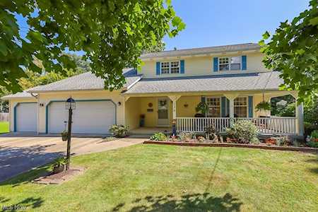 139 Avon Point Ave Avon Lake, OH 44012