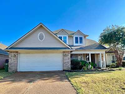7757 N Redfearn Cir Memphis, TN 38133
