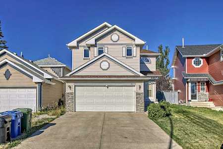 118 Somercrest Gardens SW Calgary, AB T2Y 3K6