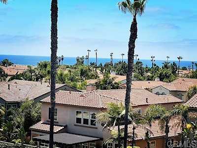 7469 Neptune Carlsbad, CA 92011