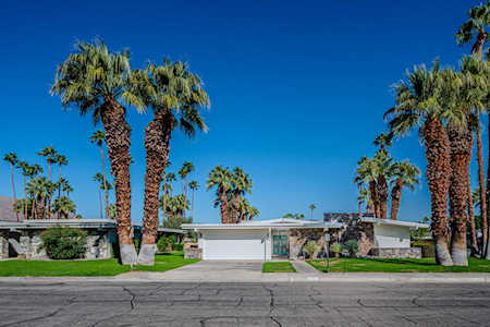 2490 S Madrona Dr Palm Springs, CA 92264