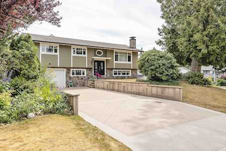 2935 Surf Crescent Coquitlam, BC V3C 3S7