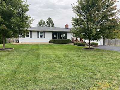 13403 Beagle Ln Chesterfield, MO 63141