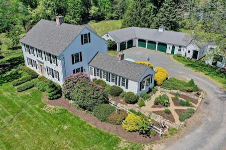 251 Gorwin Drive Holliston, MA 01746