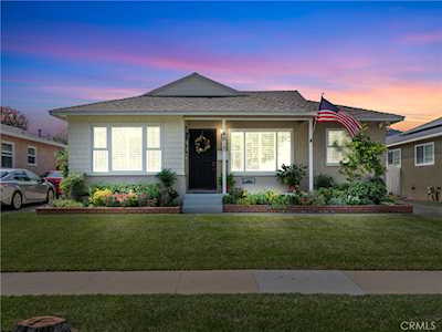 4817 Woodruff Ave Lakewood, CA 90713