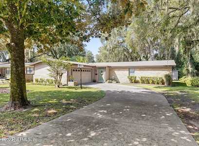4512 Hartman RD Jacksonville, FL 32225