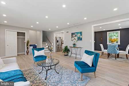 4207 21st Place Temple Hills, MD 20748