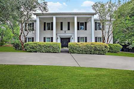 9204 Heatherwood DR Austin, TX 78748