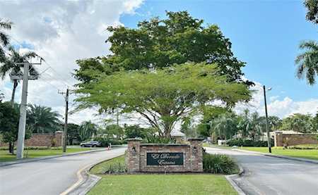 281 El Dorado Pkwy Plantation, FL 33317