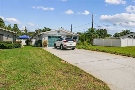 221 92nd Ave N St. Petersburg, FL 33702