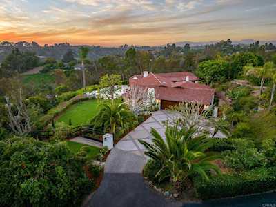 5002 El Acebo Rancho Santa Fe, CA 92067