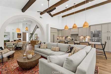 21392 Tarraco Mission Viejo, CA 92692