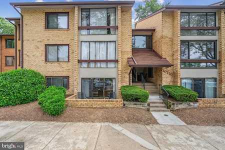 10210 Bushman Dr #302 Oakton, VA 22124