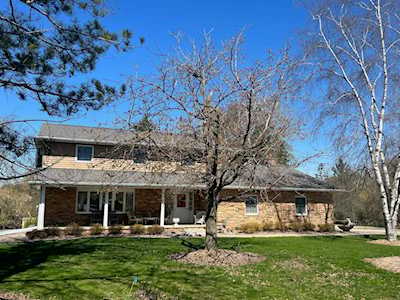 45 Meadowbrook Ct Appleton, Town of Grand Chute, WI 54914